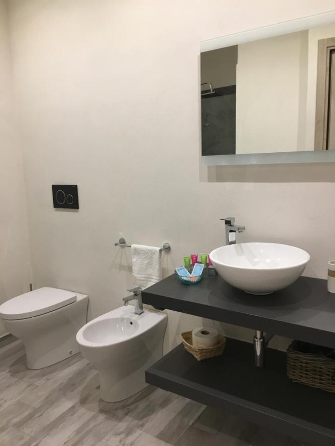 Dimora Conte Bed & Breakfast La Maddalena  Bagian luar foto