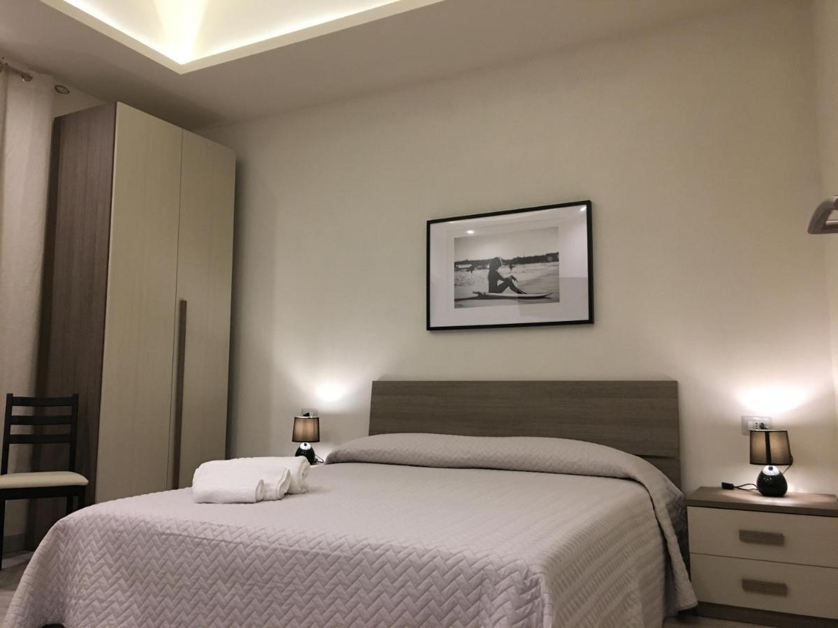 Dimora Conte Bed & Breakfast La Maddalena  Bagian luar foto