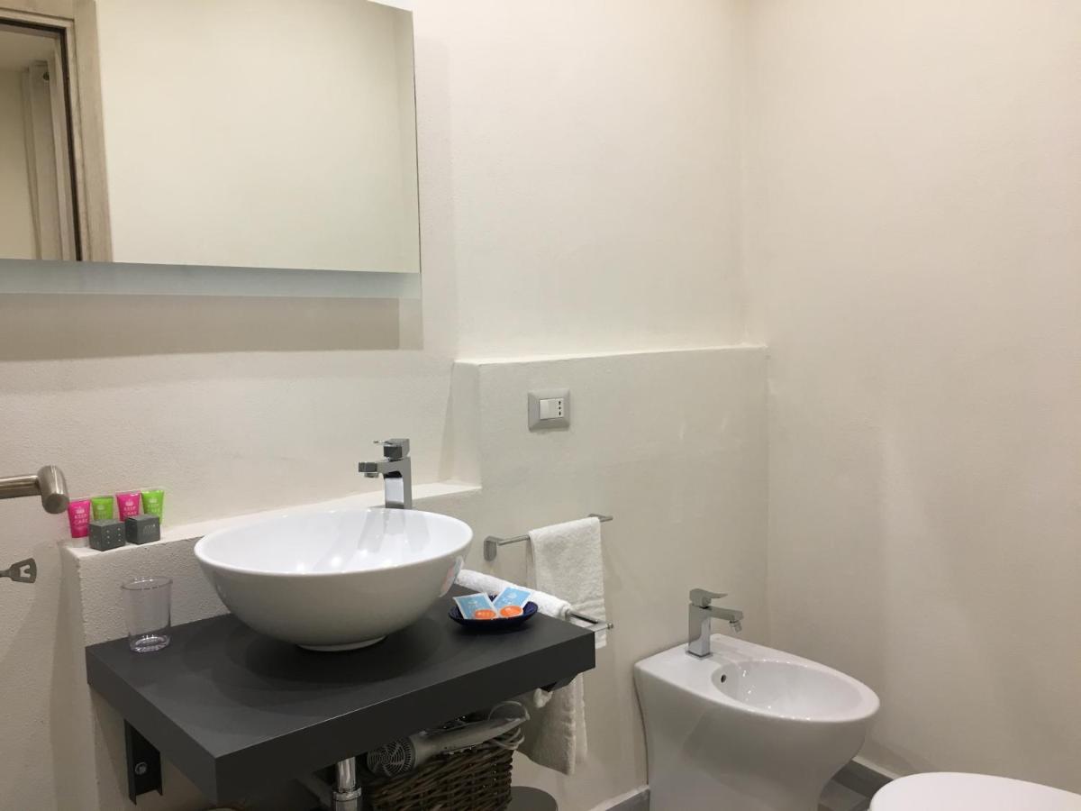 Dimora Conte Bed & Breakfast La Maddalena  Bagian luar foto